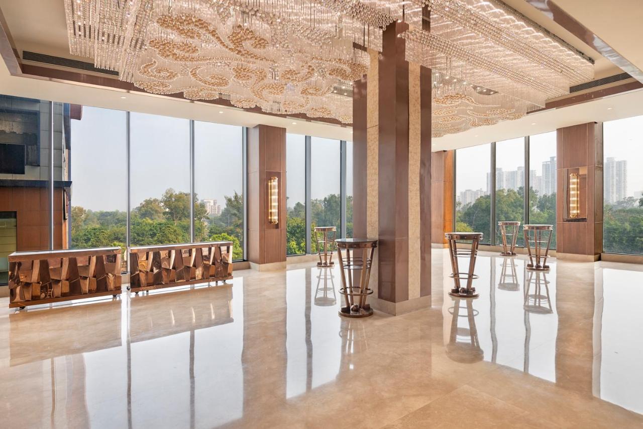 فندق Radisson Blu Towers Kaushambi Delhi Ncr غازي أباد المظهر الخارجي الصورة The Westin Hyderabad HICC