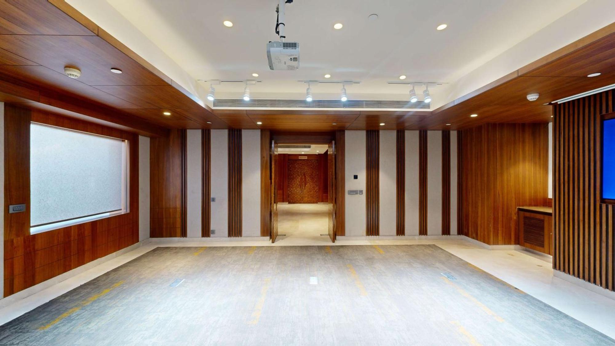 فندق Radisson Blu Towers Kaushambi Delhi Ncr غازي أباد المظهر الخارجي الصورة The interior of the library