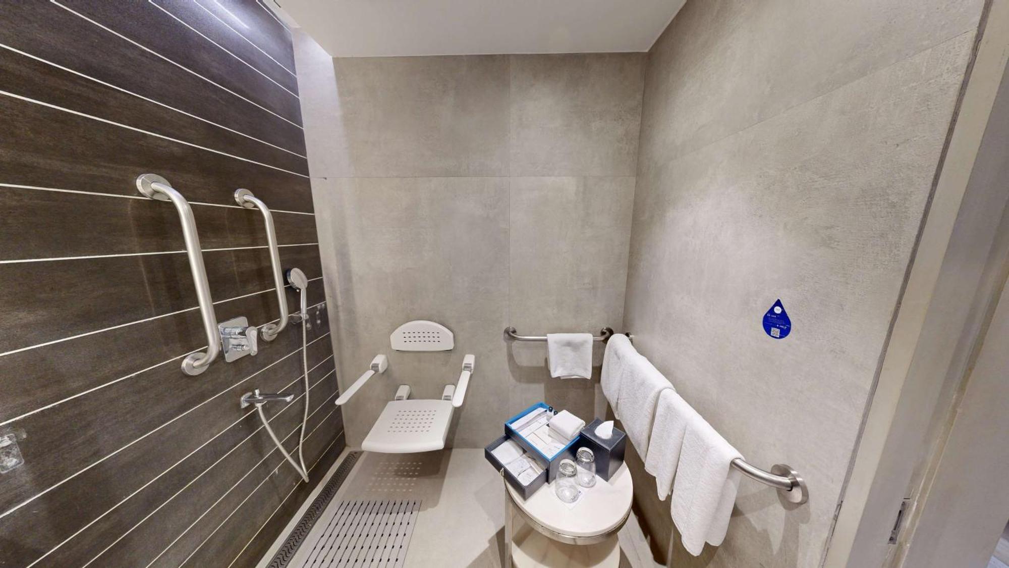 فندق Radisson Blu Towers Kaushambi Delhi Ncr غازي أباد المظهر الخارجي الصورة